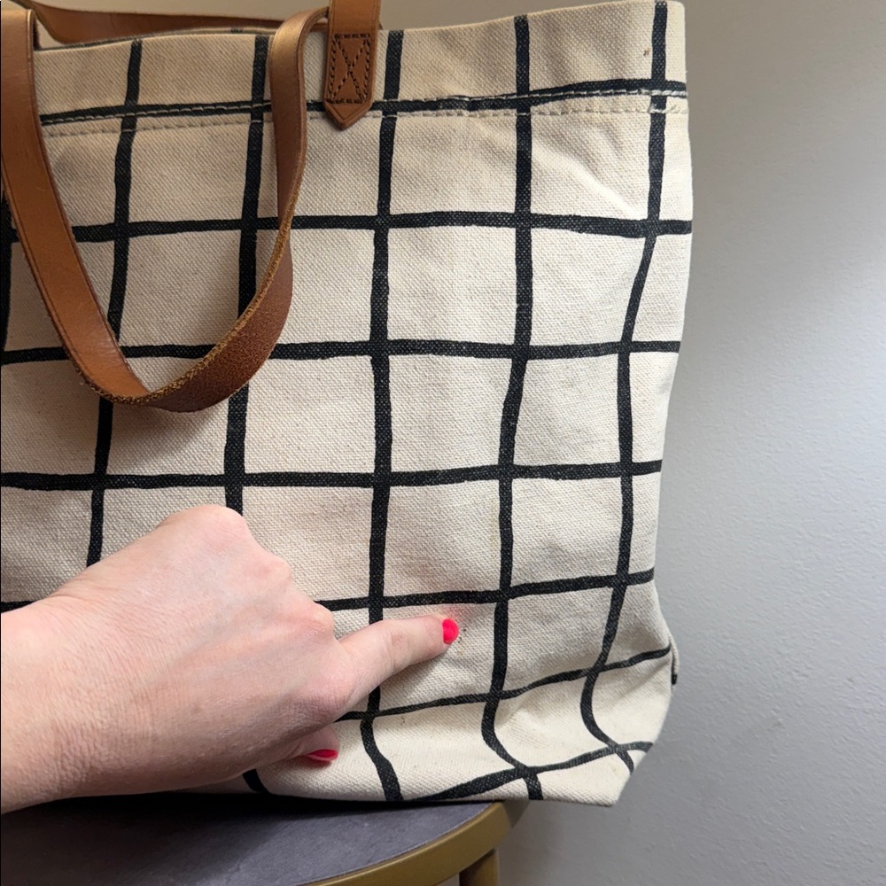 Madewell The Canvas Transport Tote in Windowpane Black - Picture 3 of 16